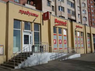Аренда торгового помещения 480.6 м2 в многофункциональном комплексе, метро Международная