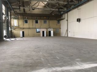 Аренда производственного помещения 787.9 м2 в многофункциональном комплексе, метро Лесная