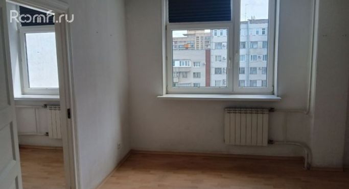 Аренда торгового помещения 30.8 м², площадь Конституции - фото 1