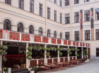 Аренда офиса 258 м2 в бизнес-центре, метро Гостиный Двор
