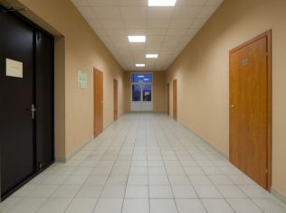 Аренда офиса 75.5 м2 в бизнес-центре, метро Елизаровская