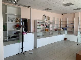 Аренда торгового помещения 107 м²