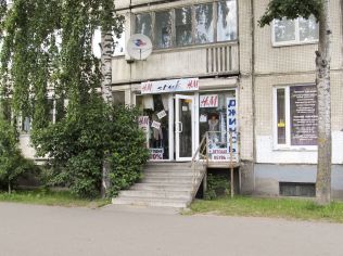 Продажа торгового помещения 23.2 м2 в жилом доме, метро Озерки