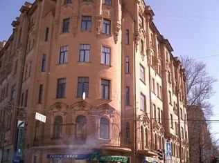 Аренда помещения свободного назначения 550 м2, метро Спортивная