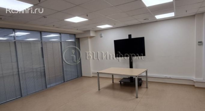 Аренда офиса 541.9 м², Уральская улица - фото 2