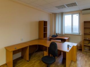 Аренда офиса 26.7 м2 в бизнес-центре, метро Рыбацкое