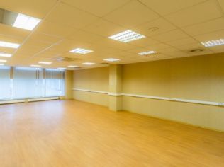 Аренда офиса 120 м2 в бизнес-центре, метро Ладожская