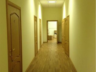 Аренда офиса 813.2 м2 в многофункциональном комплексе, метро Площадь Ленина