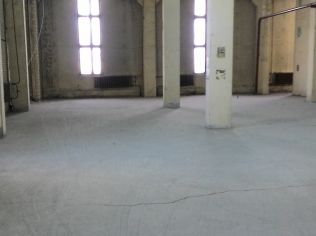 Аренда производственного помещения 1290 м2 в производственном комплексе, метро Проспект Просвещения