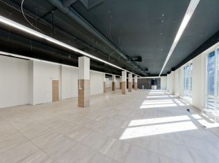 Аренда помещения свободного назначения 641 м²