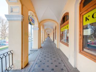 Аренда торгового помещения 37.2 м²