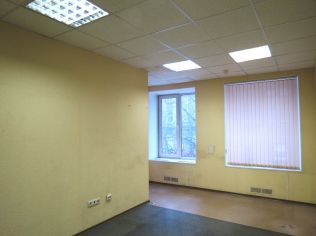 Аренда офиса 28.7 м2 в многофункциональном комплексе, метро Нарвская