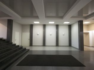 Аренда офиса 28.6 м2 в бизнес-центре, метро Нарвская