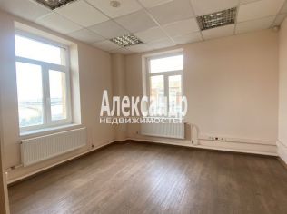 Аренда офиса 165.7 м²