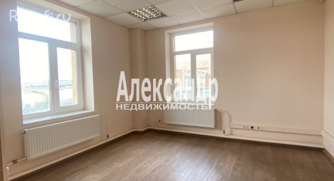 Аренда офиса 165.7 м², проспект Стачек - фото 1