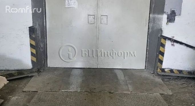 Аренда склада 869.3 м², Верхняя улица - фото 2