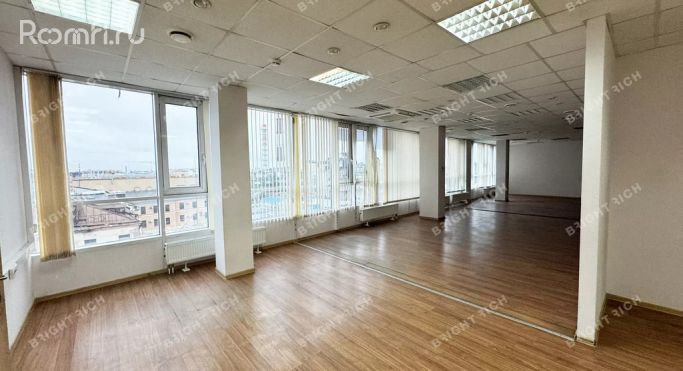 Продажа офиса 7542.8 м², Синопская набережная - фото 2