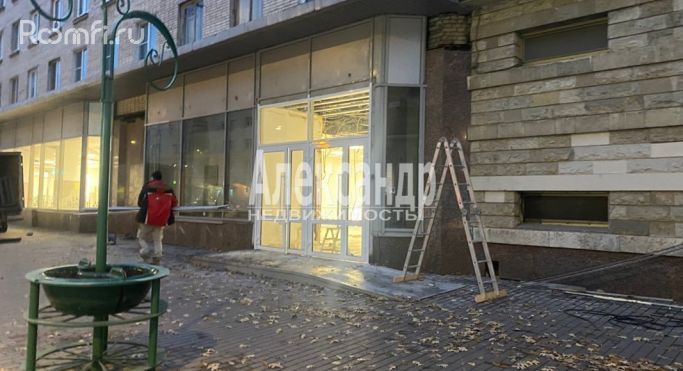 Аренда помещения свободного назначения 580.4 м², Среднеохтинский проспект - фото 1