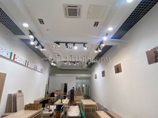 Аренда торгового помещения 105.5 м²