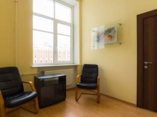 Аренда офиса 256.8 м2 в бизнес-центре, метро Технологический Институт