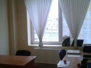 Аренда офиса 93.4 м2 в многофункциональном комплексе, метро Комендантский Проспект