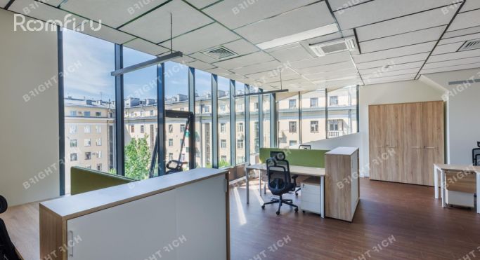 Аренда офиса 808 м², Черниговская улица - фото 2