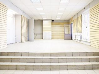 Аренда офиса 38.5 м2 в бизнес-центре, метро Кировский Завод