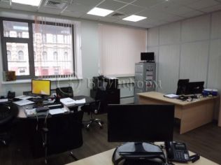 Аренда офиса 62 м2 в бизнес-центре, метро Василеостровская