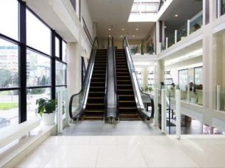 Аренда офиса 471.4 м2 в бизнес-центре, метро Комендантский Проспект
