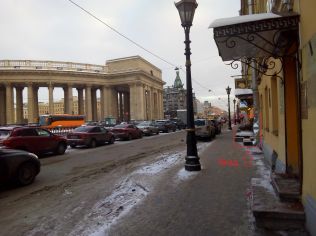 Аренда помещения свободного назначения 150 м2 в многофункциональном комплексе, метро Невский Проспект
