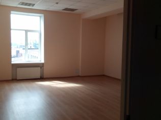 Аренда офиса 48.5 м2 в многофункциональном комплексе, метро Нарвская