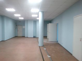 Аренда помещения свободного назначения 133.3 м2 в многофункциональном комплексе, метро Чкаловская