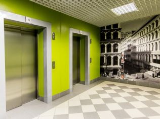 Аренда офиса 363 м2 в бизнес-центре, метро Нарвская
