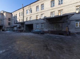 Аренда производственного помещения 406.3 м2 в многофункциональном комплексе, метро Обводный Канал