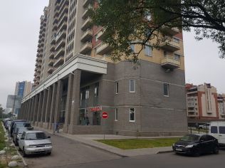 Аренда помещения свободного назначения 70 м2 в торгово-офисном комплексе, метро Проспект Ветеранов
