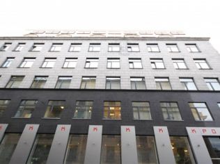 Аренда офиса 133.5 м2 в бизнес-центре, метро Спортивная