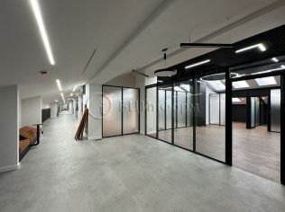 Аренда офиса 900 м²