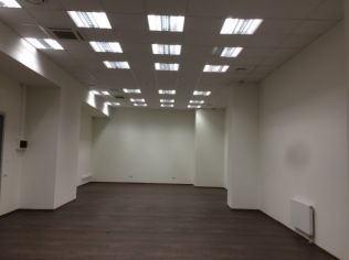 Аренда офиса 132.6 м2 в бизнес-центре, метро Нарвская