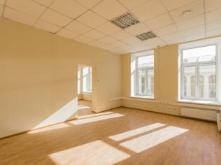 Аренда офиса 892.6 м2 в бизнес-центре, метро Лиговский Проспект