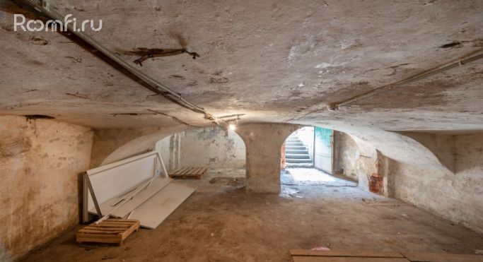 Аренда торгового помещения 184.1 м², Московская улица - фото 3