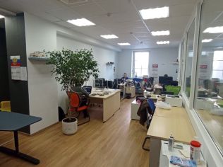 Аренда помещения свободного назначения 240 м²