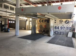 Аренда помещения свободного назначения 662 м2 в бизнес-центре, метро Звёздная