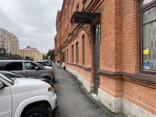 Аренда помещения свободного назначения 270 м²