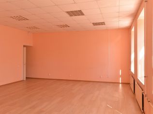 Аренда офиса 43.5 м2 в многофункциональном комплексе, метро Горьковская