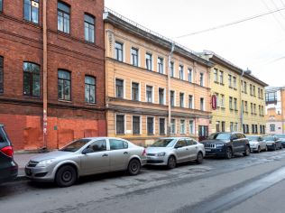 Аренда офиса 596.3 м²