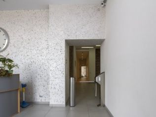 Аренда офиса 52 м2 в бизнес-центре, метро Ладожская