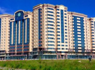 Аренда торгового помещения 99.2 м2 в многофункциональном комплексе, метро Старая Деревня