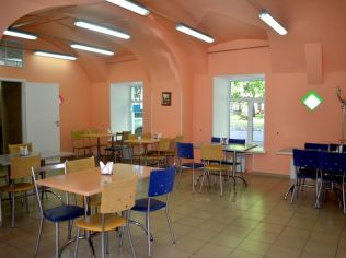 Аренда офиса 690 м2 в бизнес-центре, метро Нарвская
