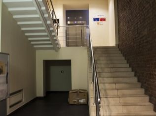 Аренда офиса 356 м2 в бизнес-центре, метро Электросила