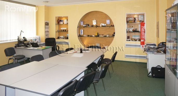 Аренда офиса 175.9 м², Софийская улица - фото 1
